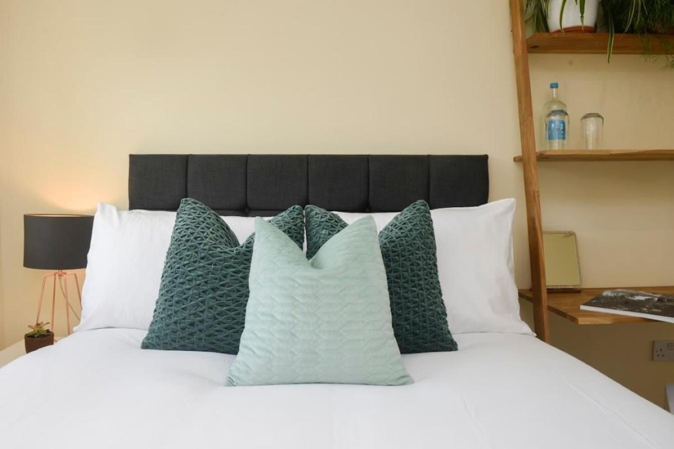 Wilson House - Camden Hostel Лондон Екстериор снимка