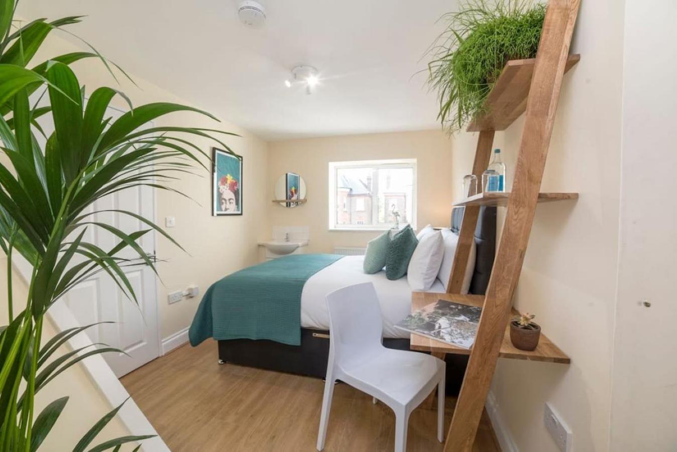 Wilson House - Camden Hostel Лондон Екстериор снимка